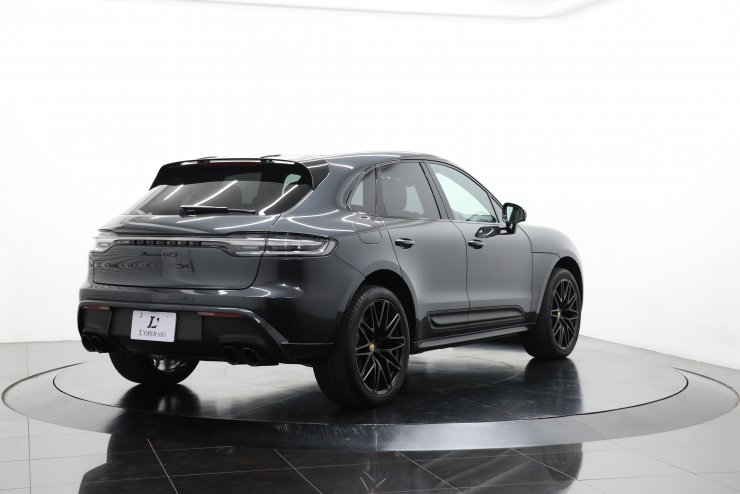ポルシェ マカン GTS PDK ワンオーナー純正21インチRSアルミ スポーツ