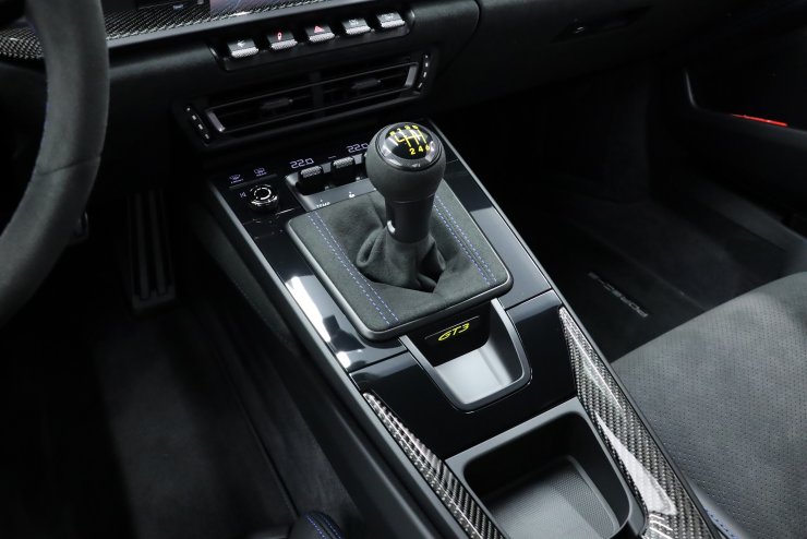 ポルシェ 911(Type992) GT3 6MT 左ハンドル 走行約400km Race-tex