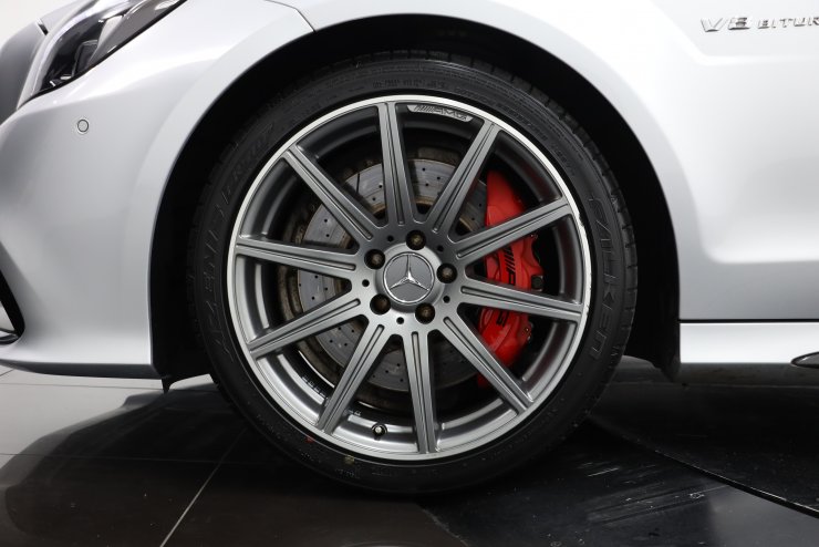 AMG CLSクラス CLS63 S 4マチック ShootingBreak 後期モデル ブラック