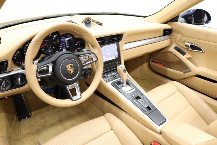 ポルシェ 911(Type991) Carrera Cabriolet PDK 2017年モデル 正規