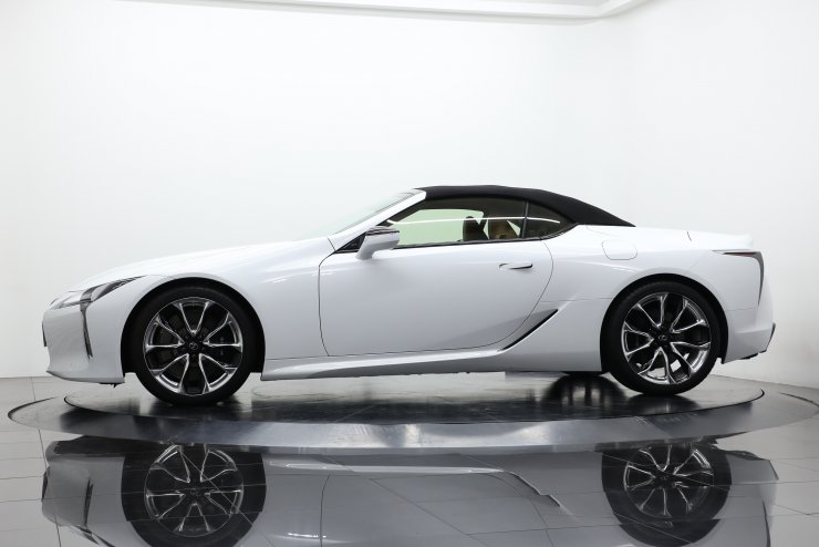 レクサス LC LC500 Convertible ワンオーナー オーカーレザー 黒幌