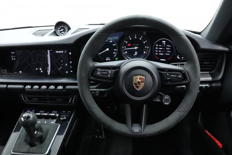 ポルシェ 911(Type992) Carrera GTS 希少7MT ワンオーナー フロント