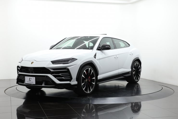 ランボルギーニ ウルス 4.0 右ハンドル オプション総額約466万円