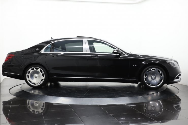 メルセデスベンツ マイバッハ S650 最終モデル 黒革 ファーストクラス