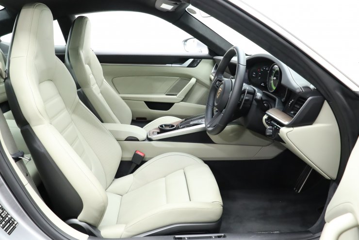 補助席 RACING GEAR（レーシングギア） RG キャンバー調整式ピロアッパー