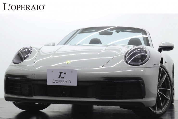 ポルシェ 911 Carrera ポルシェ 911(Type992) Carrera Cabriolet PDK 有償色 グレー