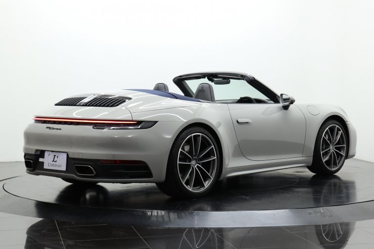 ポルシェ 911(Type992) Carrera Cabriolet PDK 有償色 グレーレザー