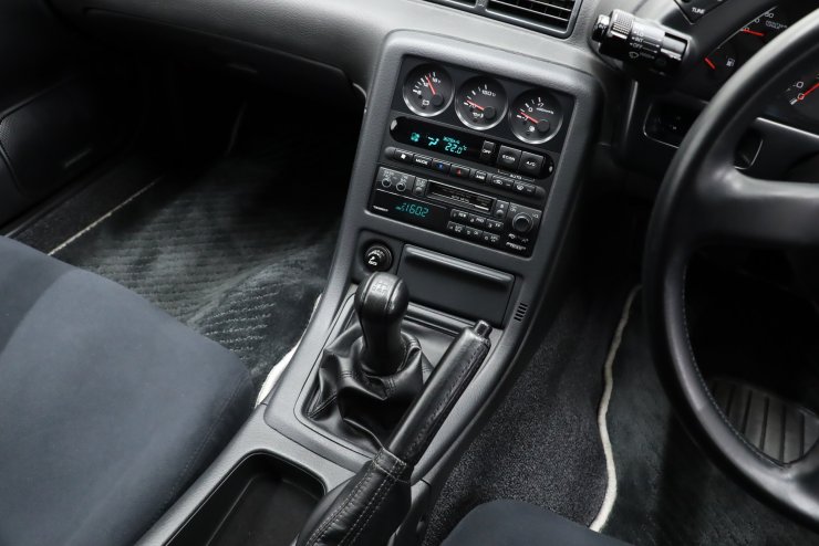 日産 スカイラインGT-R V-specⅡ（BNR32） 実走行7,000km台 整備記録簿