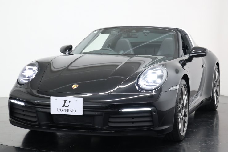ポルシェ 911(Type992) Targa 4 PDK ワンオーナー 赤幌 スポーツクロノ