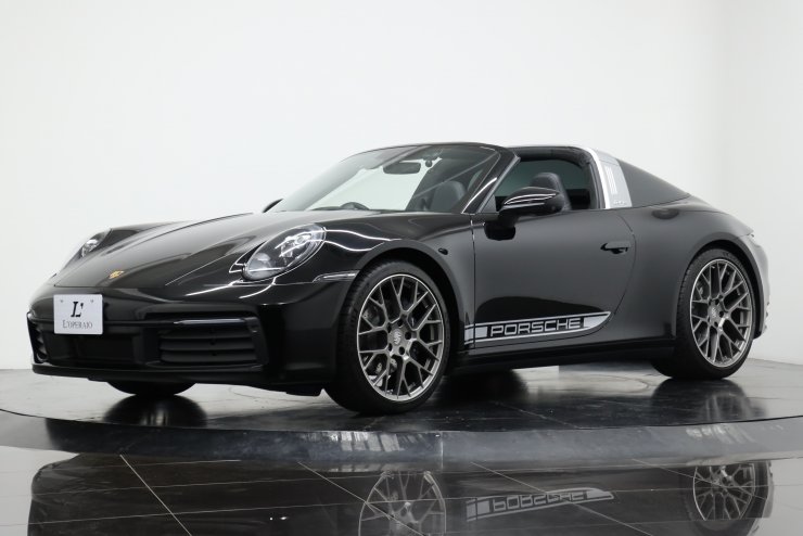 ポルシェ 911(Type992) Targa 4 PDK ワンオーナー 赤幌 スポーツクロノ