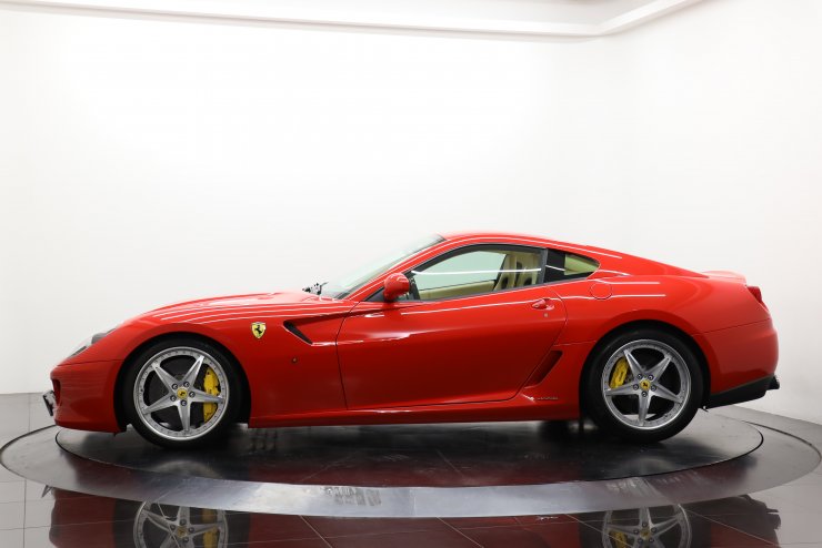 フェラーリ 599 F1 正規ディーラー車 実走行4,000キロ 左ハンドル