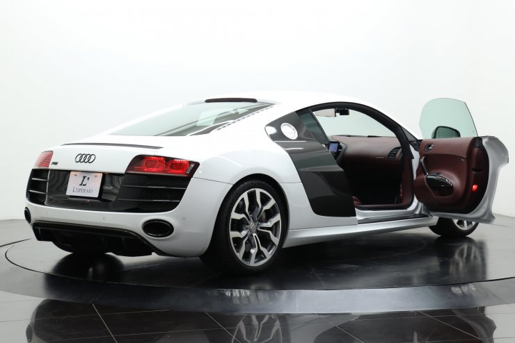 audi R8 純正カーボンドアハンドル 左ハンドル用 公式ショップから探す