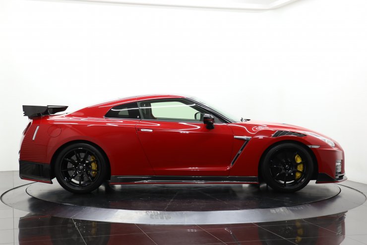 日産(NISMO)GT-R 2台 NISSAN GT-R NISMO 2020 ＆GTーR 2台セット トミカ - メルカリ