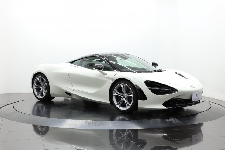 マクラーレン 720S Coupe ワンオーナー 右ハンドル ブラック