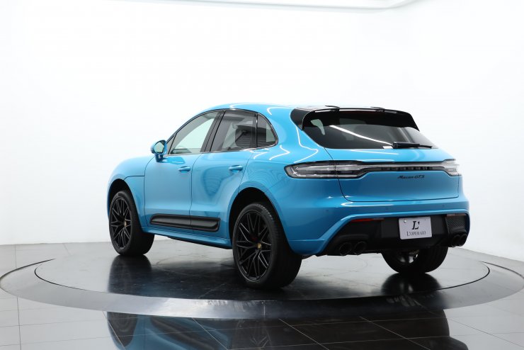 【激レア・新品タグ付き】メキシコ代表 /ホルヘ・カンポス/A/99年モデル ポルシェ マカン GTS PDK 現行モデル ワンオーナー スポーツクロノPKG