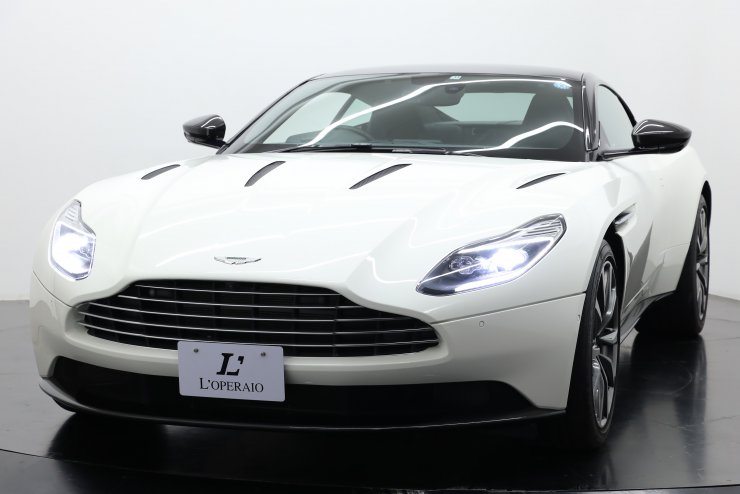 アストンマーティン DB11 V12 Coupe 有償色 ブラックレザー 純正20 