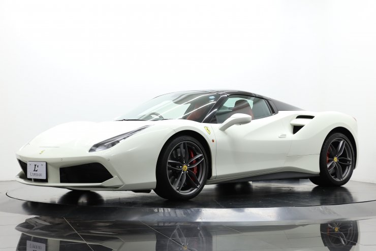 フェラーリ 488 Spider F1 DCT 正規ディーラー車 希少右ハンドル 純正