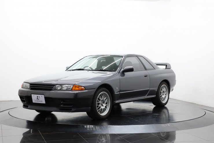 BNR32GT-RVスペック2純正 17インチ　中古 日産 スカイラインGT-R V-specⅡ（BNR32） 実走行7,000km台 整備