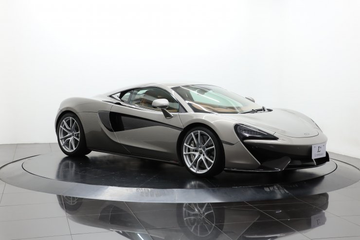 マクラーレン 570S Coupe 右ハンドル 有償色 ブラウンレザー 20インチ