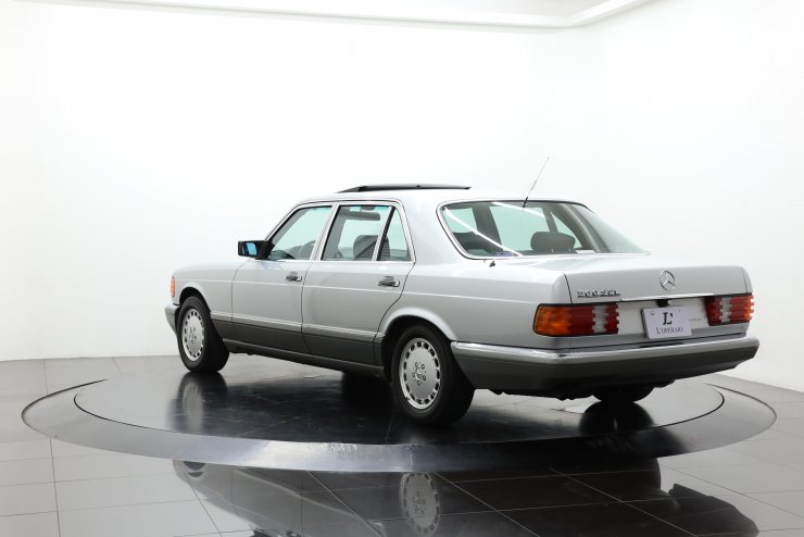 メルセデスベンツ Sクラス 560SEL 正規ディーラー W126最終モデル 法人
