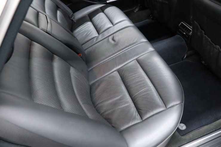 メルセデスベンツ Sクラス 560SEL 正規ディーラー W126最終モデル 法人