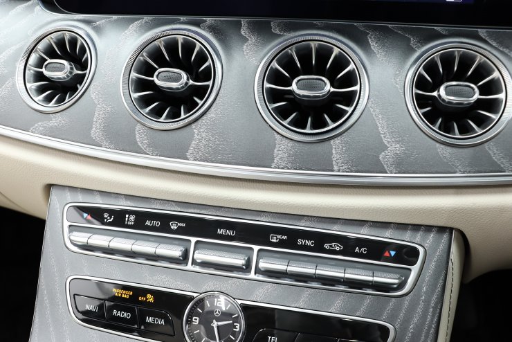 メルセデスベンツ CLSクラス CLS220d Sports エクスクルーシブPKG