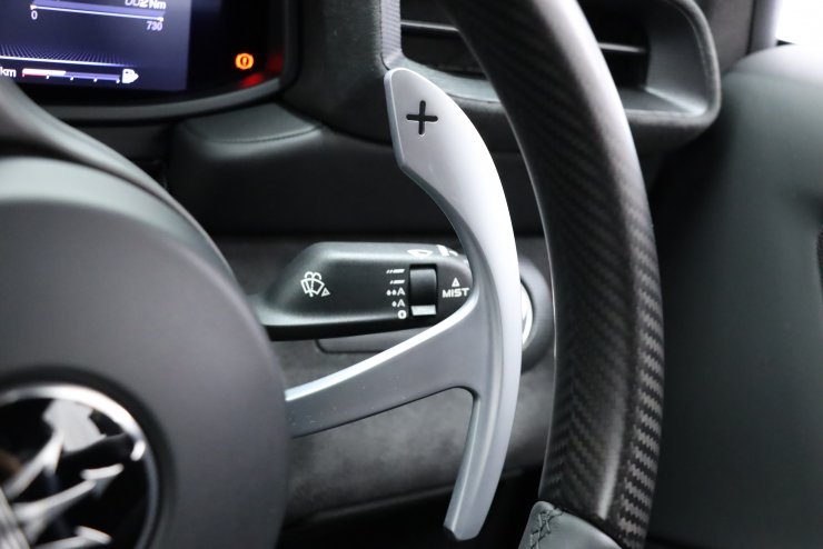 マセラティ MC20 ◇◇2024年初売り特選車諸費用無料◇◇ 1オーナー OP