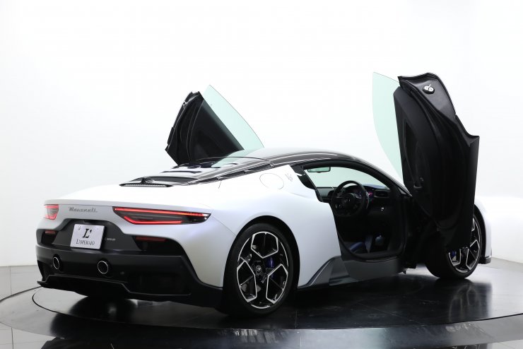 マセラティ MC20 ◇◇2024年初売り特選車諸費用無料◇◇ 1オーナー OP