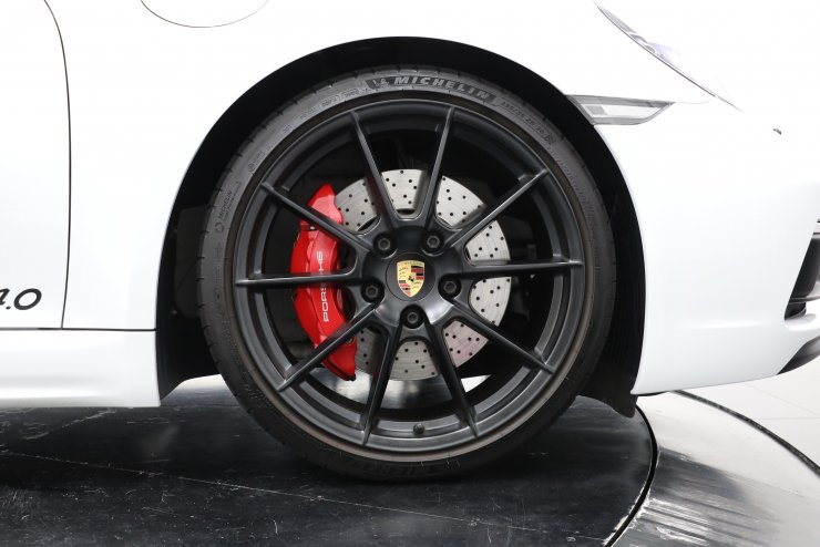 ポルシェ 718 cayman GTS 4.0 6MT 1オーナー車 有償カラー GTS