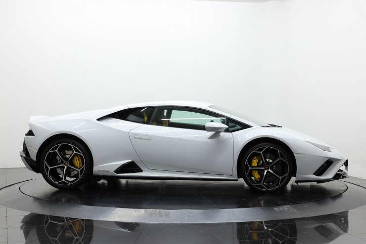 ランボルギーニ ウラカン EVO RWD クーペ 1オーナー OP総額約305万円