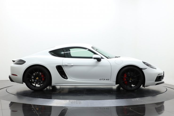 ポルシェ 718 ケイマン GTS 4.0 PDK 1オーナー スポーツクロノ