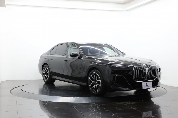BMW 7シリーズ 740d xドライブ Mスポーツ 1オーナー OP総額約212万円