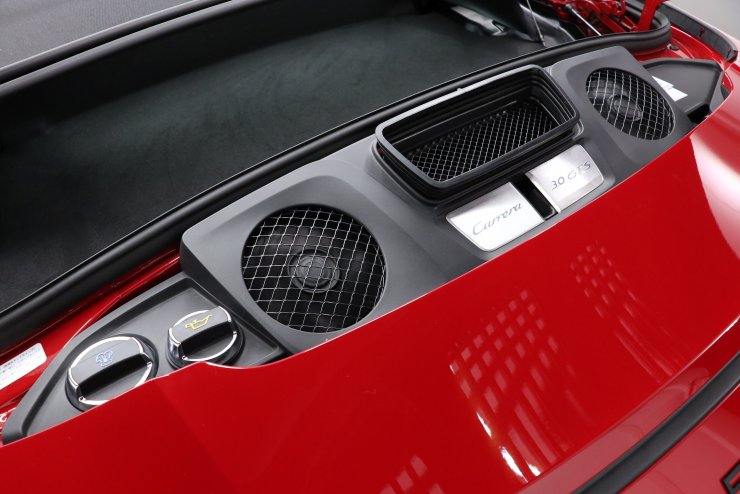 未使用 PORSCHE 新型911カレラGTS ペーパーウエイト メタルカー 未使用