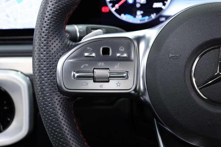 メルセデスベンツ Gクラスロング G400d AMGライン 黒革 レッドステッチ