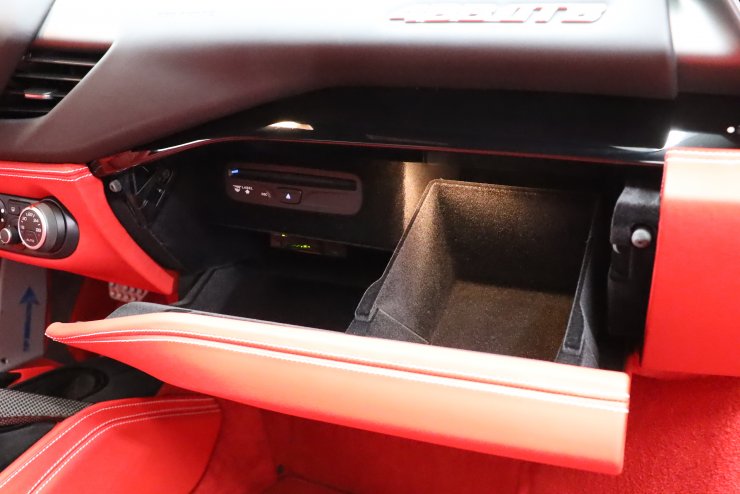 フェラーリ 488GTBのフルモデルチェンジ / FERRARIの車カタログ