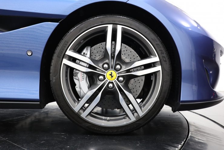 フェラーリ ポルトフィーノ F1 DCT 右ハンドル 正規ディーラー