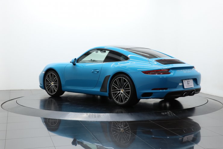 ポルシェ 911(Type991) カレラ PDK 後期モデル マイアミブルー