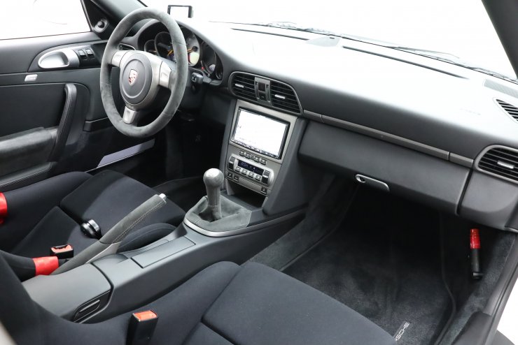 ポルシェ 911(Type997) GT3 クラブスポーツPKG 6MT PCCB バケット