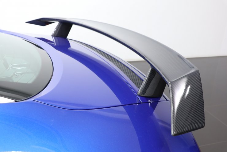 アウディ R8 5.2FSI V10 Quattro 後期モデル 左ハンドル