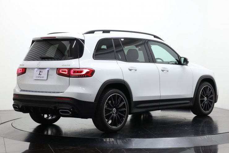 メルセデスベンツ GLBクラス GLB250 4マチックスポーツ AMG