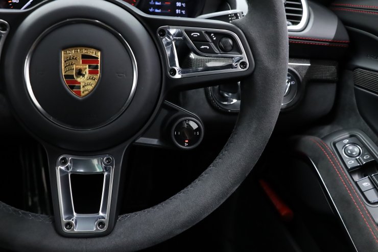 ポルシェ 718 ケイマンGTS 6MT 2020年モデル GTSインテリアPKG