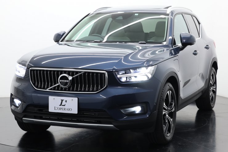 ボルボ XC40 リチャージプラグインハイブリッド T5インスクリプション