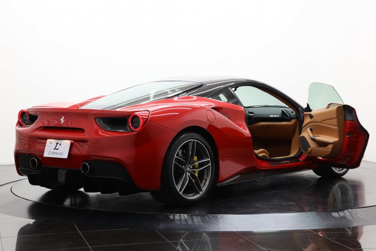 フェラーリ 488 GTB F1 正規ディーラー車 左ハンドル 20インチ鍛造