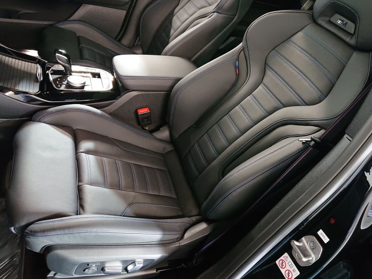 BMW X3 X3 M40d セレクトPKG パノラマガラスルーフ harman/kardon FR