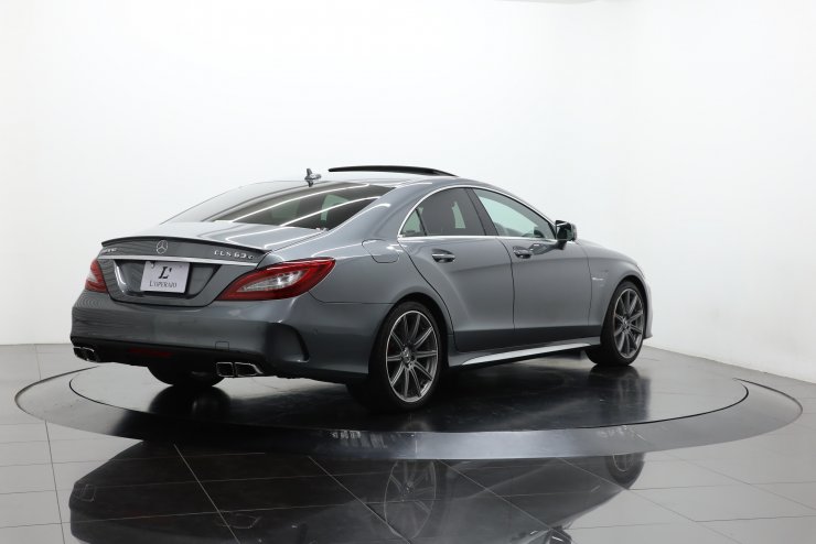 AMG CLSクラス CLS63 S 右ハンドル 後期 保証付き ガラス