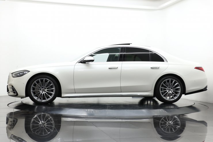 黒ハンドバッグメルセデスベンツ新品未使用 今週の入庫情報（メルセデスAMG SL43 BSG搭載モデル ヘッドアップ