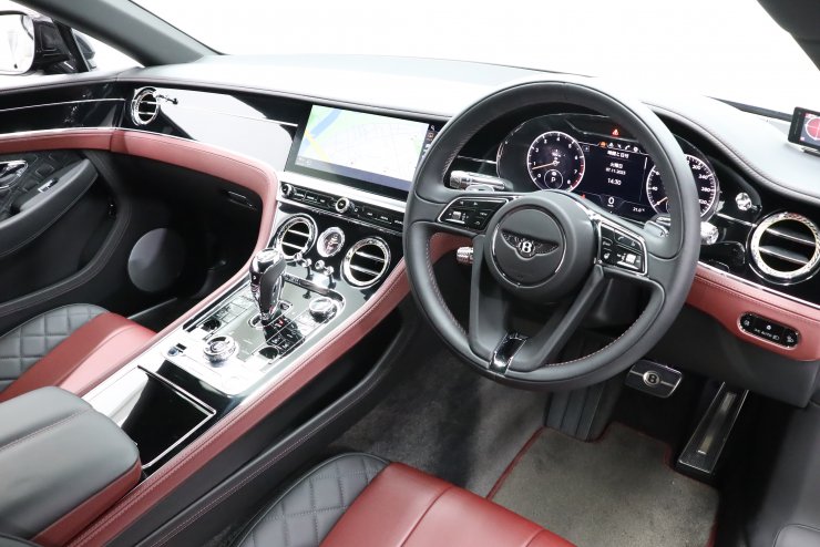 ベントレー コンチネンタル GT W12 マリナードライビングスペック