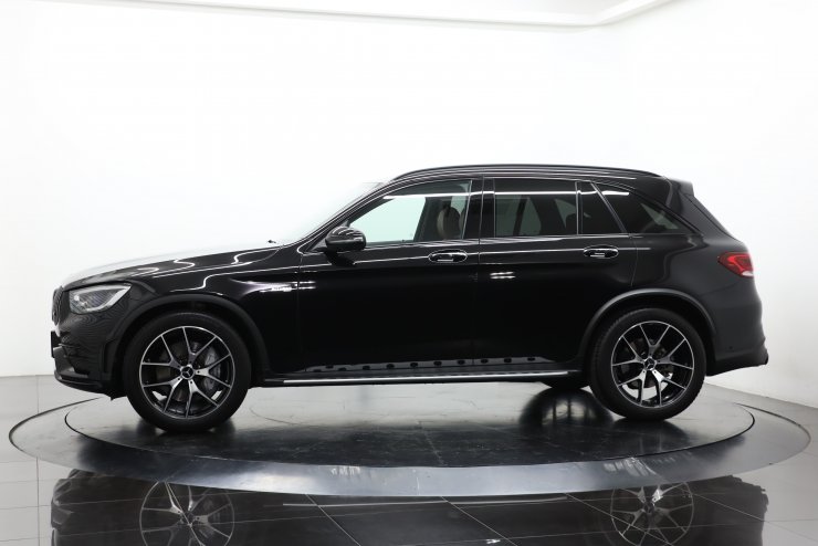 AMG GLCクラス GLC43 4マチック 後期モデル 有償色 茶革 レザー