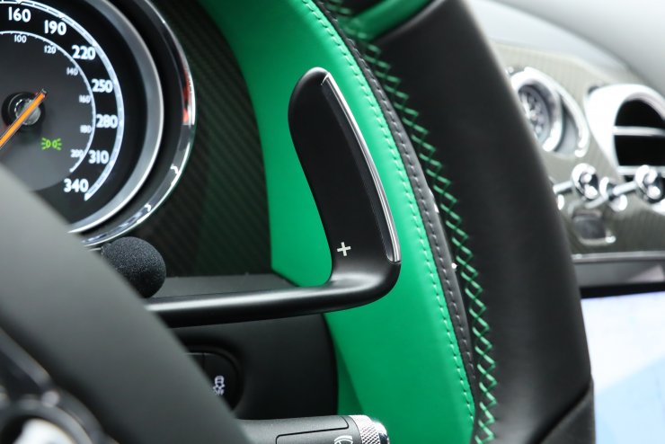 オールモストリアル ベントレーコンチネンタルGT3R カンブリアングリーン Almost Real Bentley Continental GT3-R 