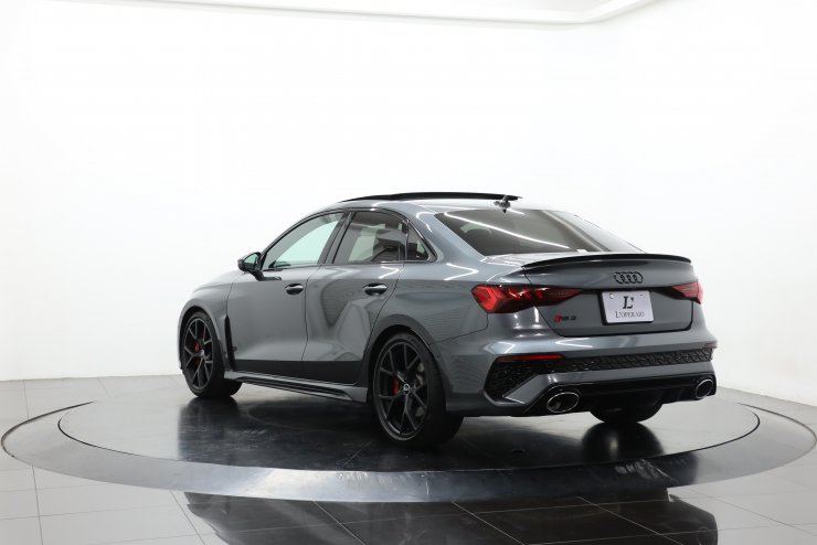 アウディ RS3セダン 1オーナー RSダンピングコントロールサス パノラマ